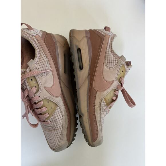 Size 6.5 - Nike Air Max 90 Terrascape Women's Sneakers Pink Oxford - Picture 6 of 7